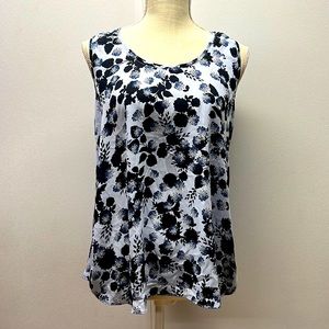 LOFT Sleeveless Top Size M